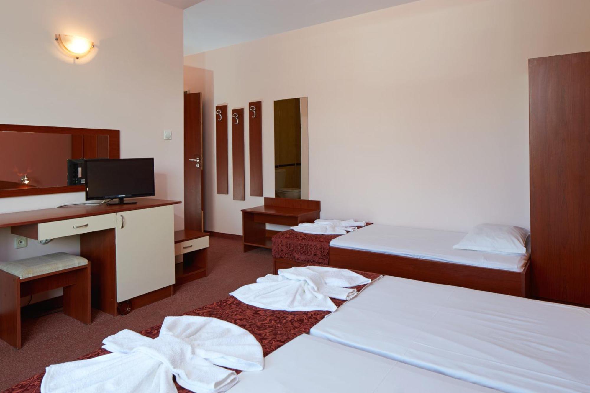 Guesthouse Kirov Ravda Exterior photo